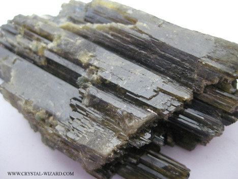 Epidote It is a stone that enhances emotional and spiritual growth 333